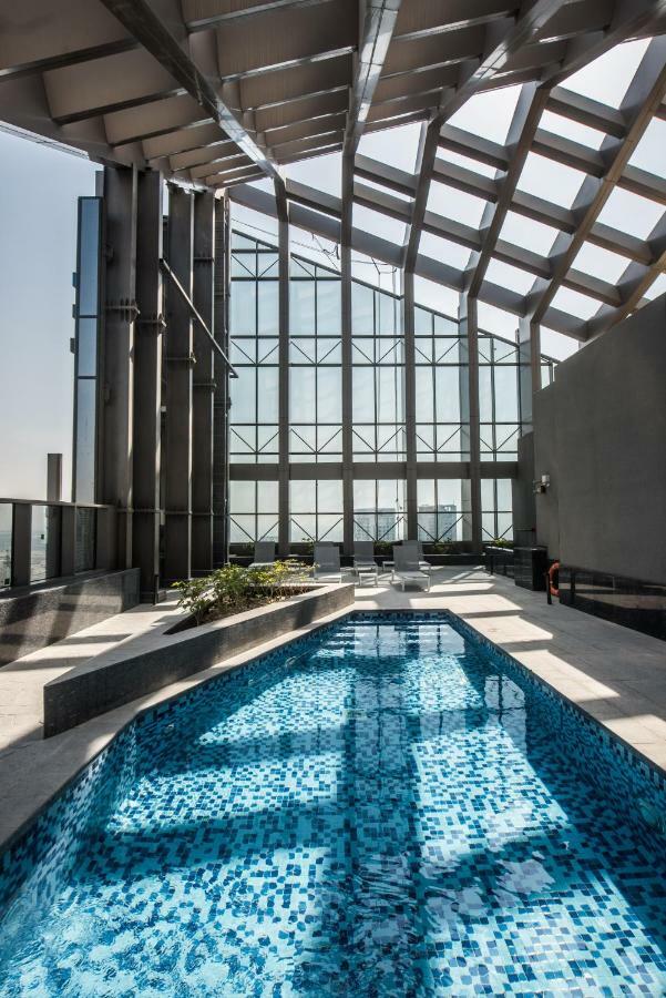 Fantastay - Luxury Studio Sparkle Tower Dubai Marina ภายนอก รูปภาพ