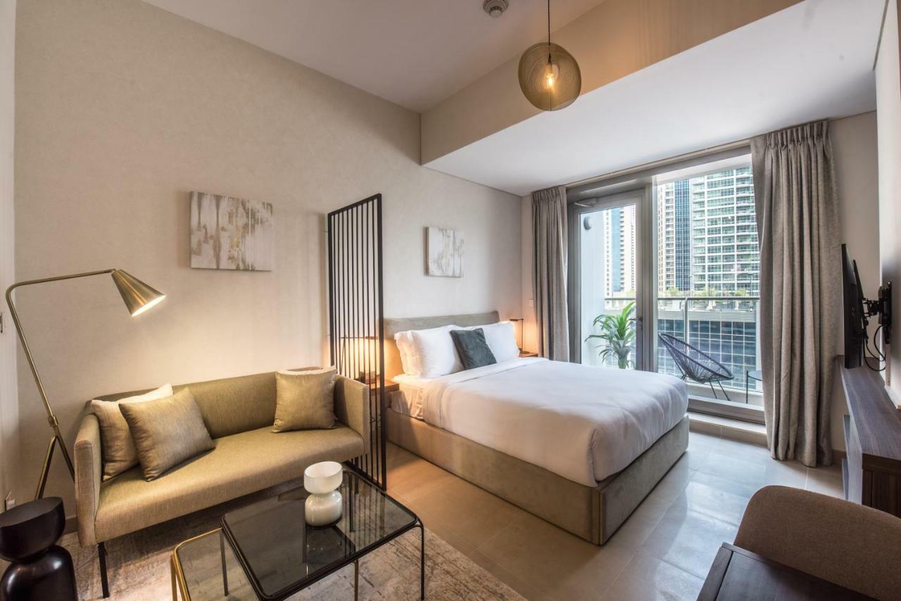 Fantastay - Luxury Studio Sparkle Tower Dubai Marina ภายนอก รูปภาพ