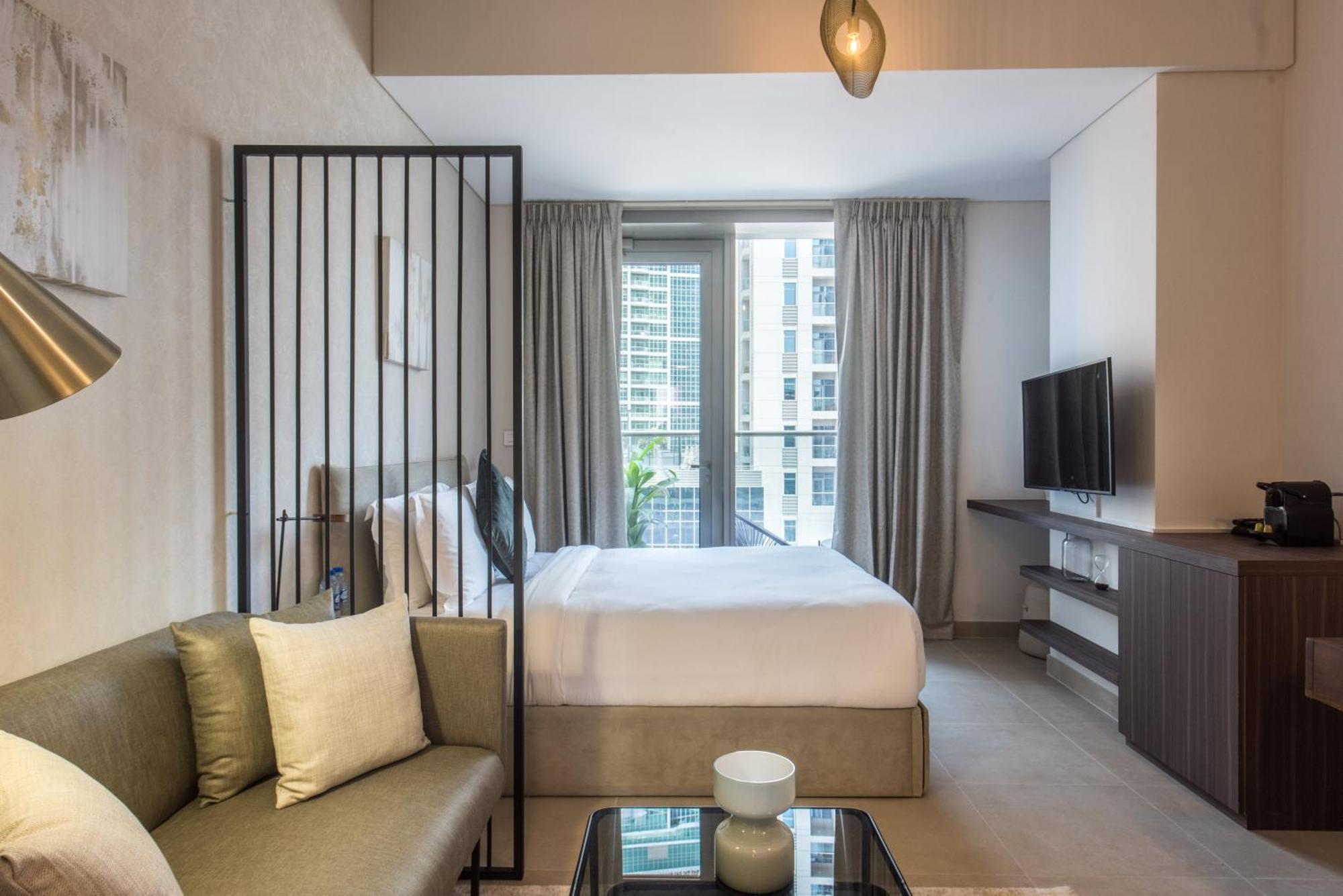 Fantastay - Luxury Studio Sparkle Tower Dubai Marina ภายนอก รูปภาพ
